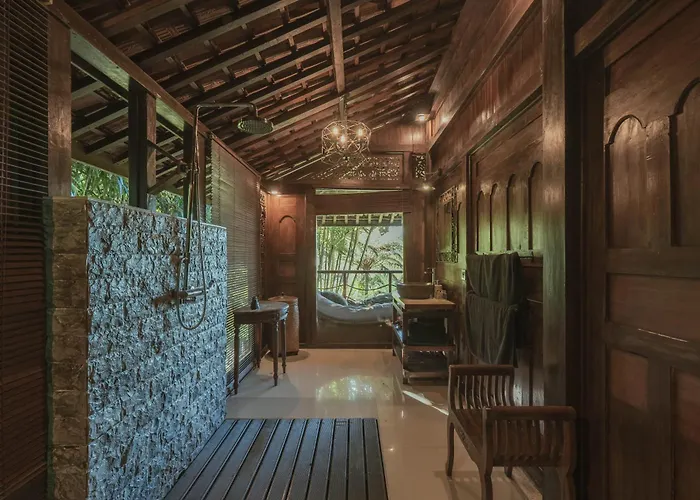 Alassari Sanctuary Selemadeg (Bali)